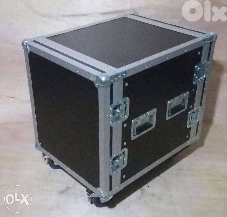 Flight case for 12 u double door 0