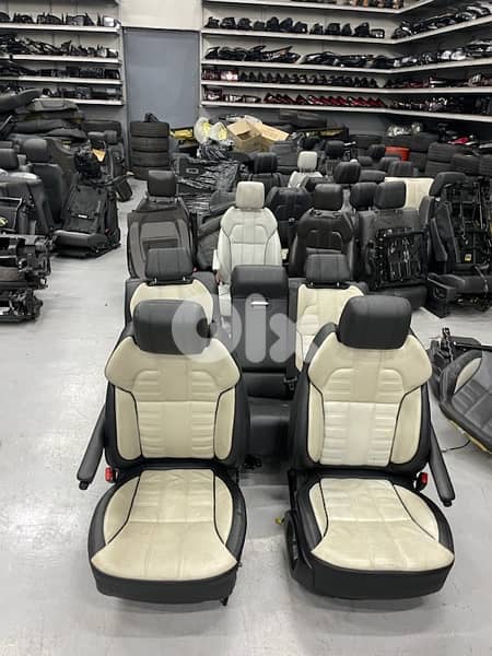 Land Rover spare parts and seats 6