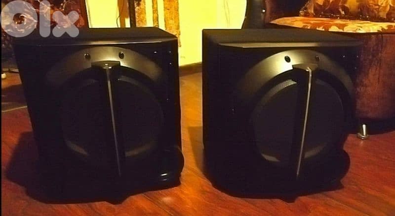 2 Bass subwoofer Sharp Powered 1