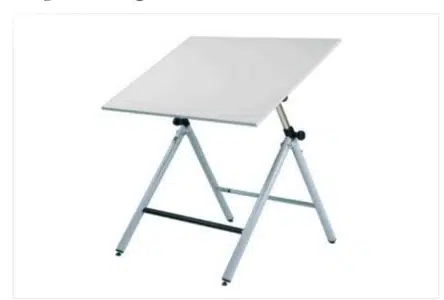 Architect table.  طاولة مهندس