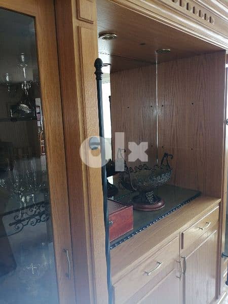 full dining room 2000$ 1