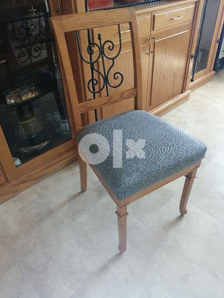 full dining room 2000$ 6