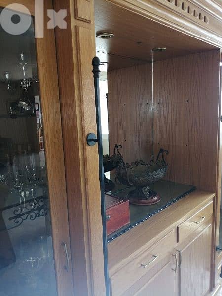 full dining room 2000$ 0