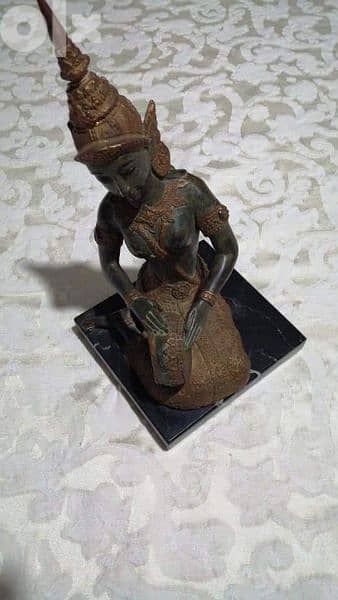figurine 80$ 3
