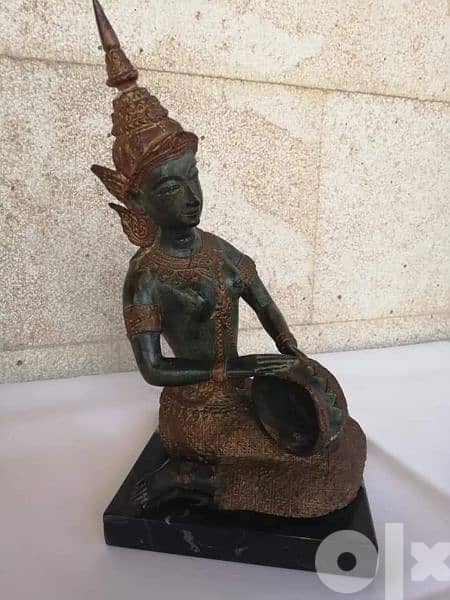 figurine 80$ 0