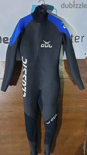 5 mm diving suit small 50/ 60 kilo