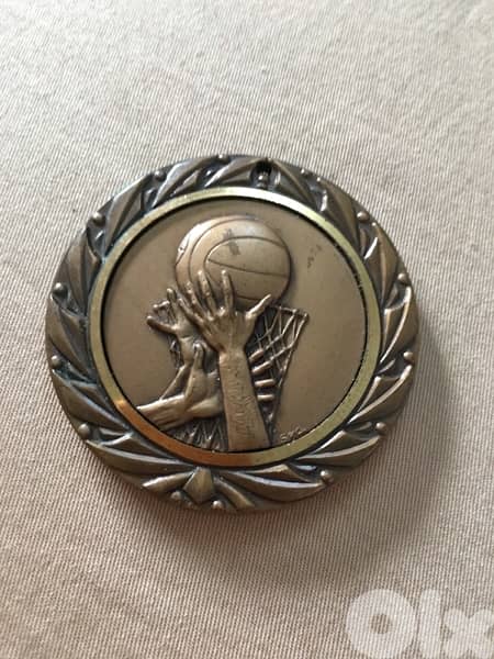 Basketball medal 0