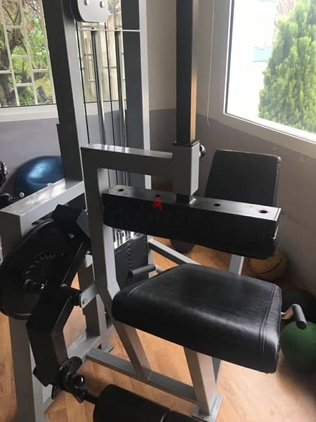 leg extension leg curl like new heavy duty very good quality 2