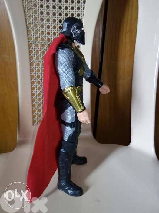 THOR ACTION LEGEND TALKER as new doll in KYLO REN Mask Hasbro=17$ 5