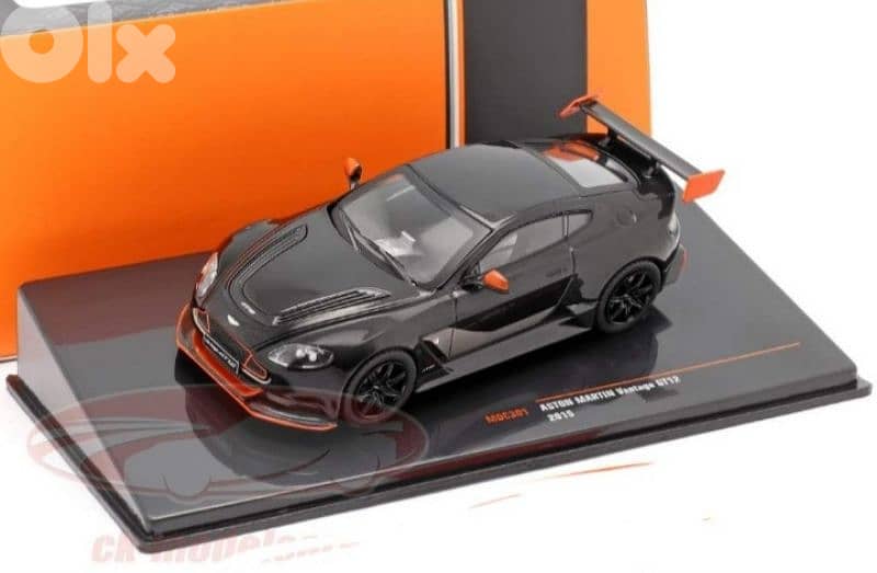 Aston Martin GT 12 (2015) diecast car model 1;43. 0