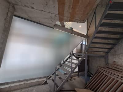 Huge Office with Sea View & 24/7 Electricity !