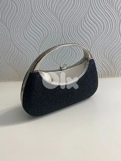للبيع جزادين نسائي ماركة Clutch