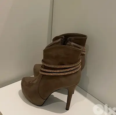 للبيع بوط نسائي شاموا