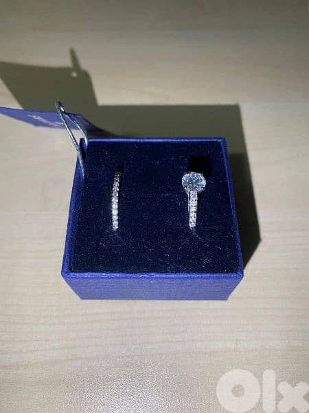ring set authentic swarovski size 48 . S. 16 6