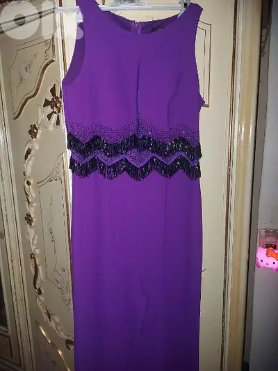 للبيع افرول نسائي