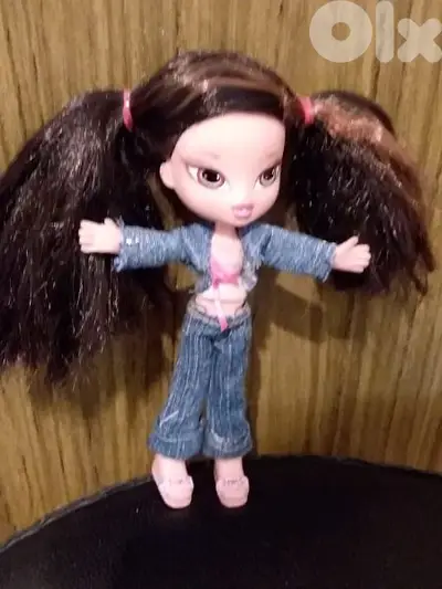 BRATZ KIDZ SLEEPOVER ADVENTURE JADE good weared SMALLER rare doll=21$