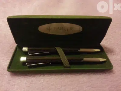 Old Parker pens with box