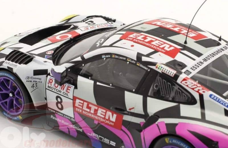 Porsche GT3 R diecast car model 1;18. 5