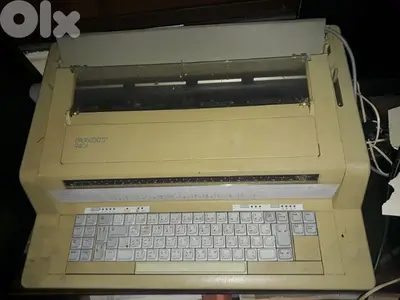 داكتيلو تعمل عل الكهربا قديمة جدا انتيكا