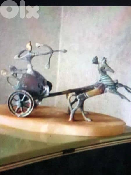 antique warrior statue bronz 1