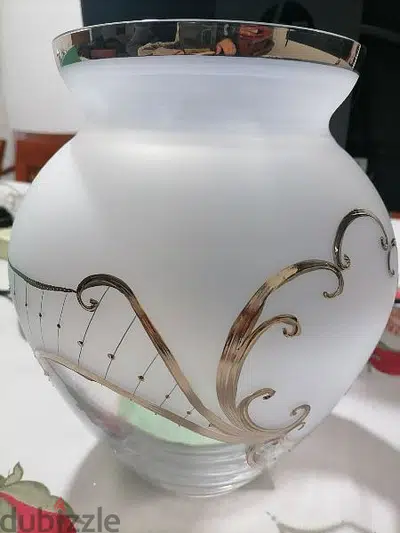 new vase. made in checz republic.