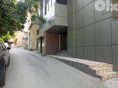 L11257-Open Space Shop for Rent in Furn El Chebbak