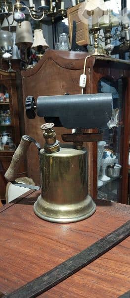 antique 8