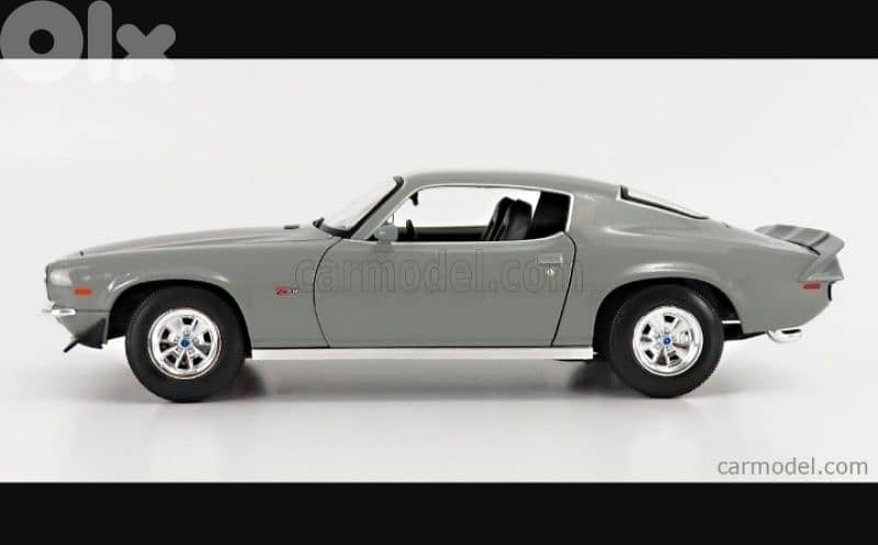 Chevrolet Camaro Z28 ('71) diecast car model 1;18. 1