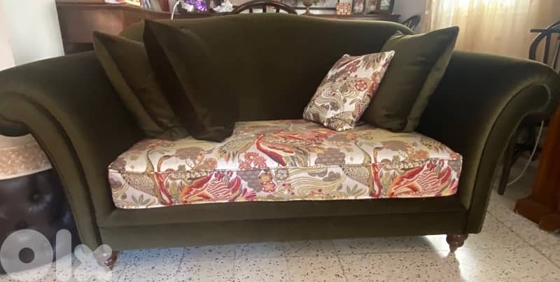 2 Sofas vis a vis 4
