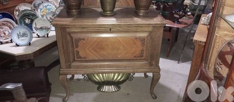 antique 0