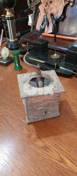 antique 3