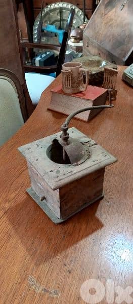 antique 4