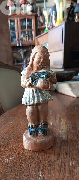 antique 0