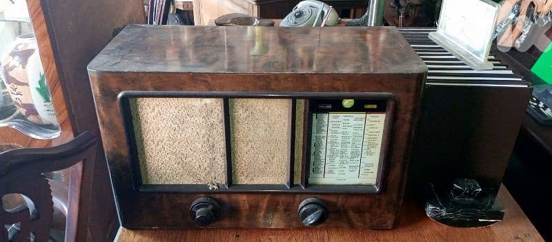 antique 8