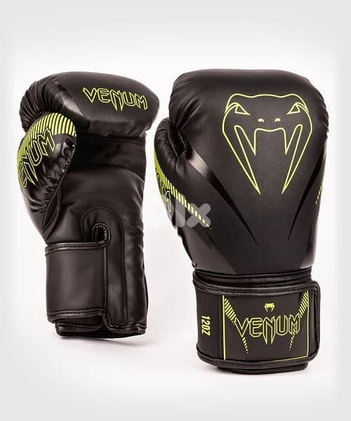 Venum boxing gloves 0