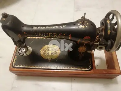 مكنة خياطة antique
