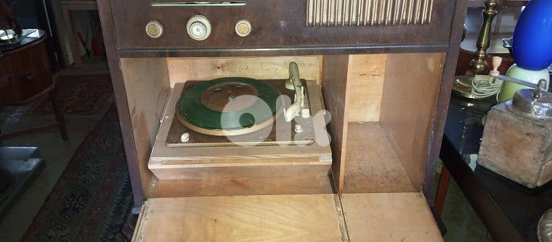 antique 7