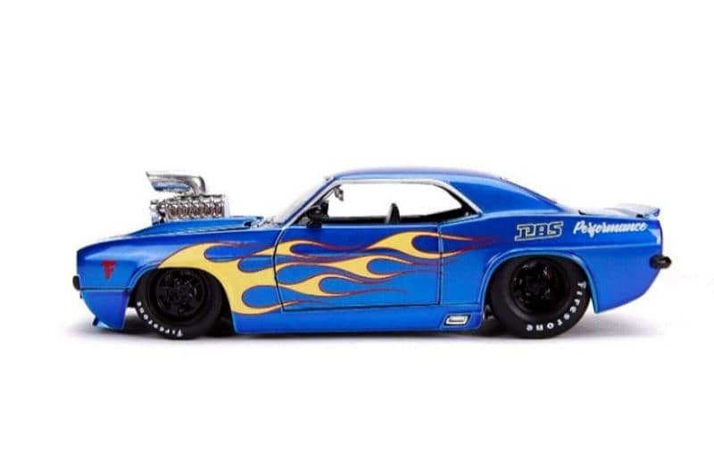 '69 Custom Camaro diecast car model 1:24. 1
