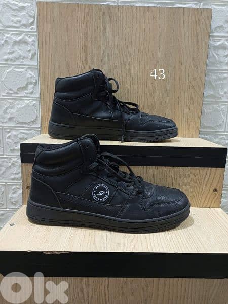 Sneakers size 43 0