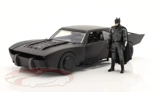 Batmobile with Batman Figure ( Batman 2022) diecast car model 1;18.