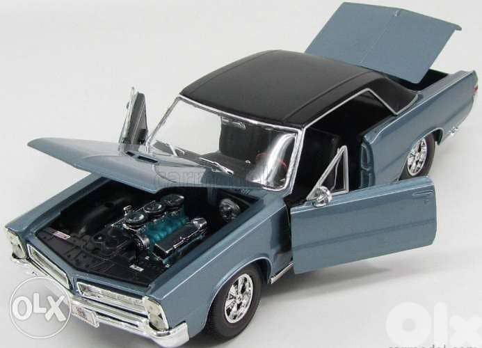 '65 Pontiac GTO diecast car model 1:18. 5