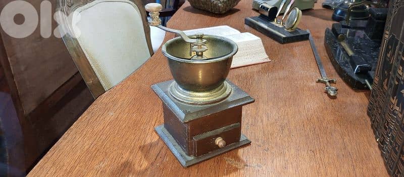 antique 3