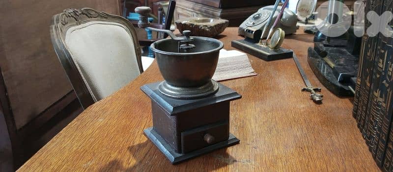 antique 9