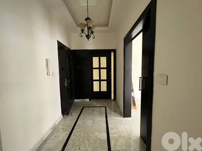 L04135-Renovated 3-Bedroom Apartment for Sale in Achrafieh