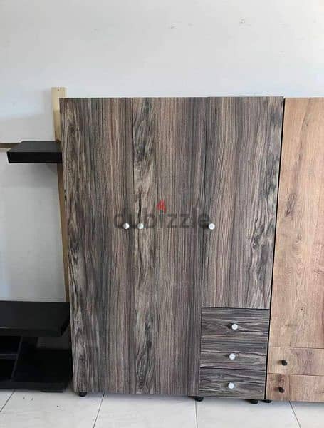 3-door wardrobe available in all colors and sizes 0