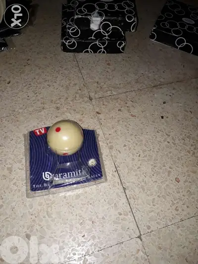 أبيض منئط ٢٥ $