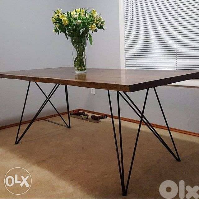 Dining table 0