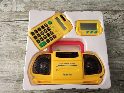 amazing 90's radio set
