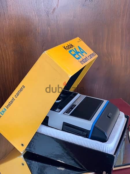 vintage instant camera kodak EK4 1