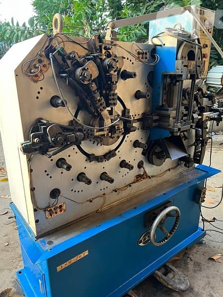Automatic Spring forming machineمكنة لتصنيع جميع أنواع راسورات 0